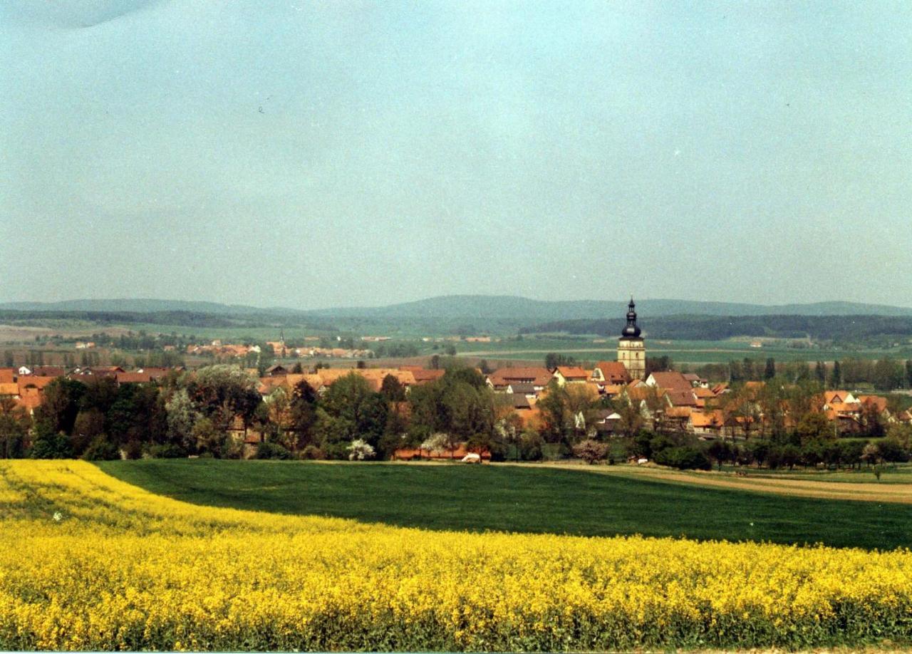 Landgasthof "Zur Linde" Irmelshausen Luaran gambar