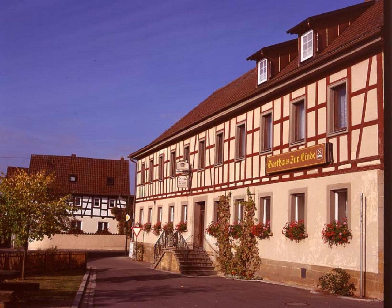 Landgasthof "Zur Linde" Irmelshausen Luaran gambar